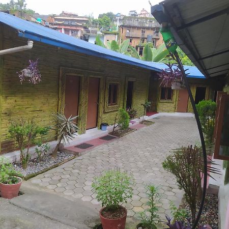 Hotel New Bamboo Palace Gorkhā 外观 照片