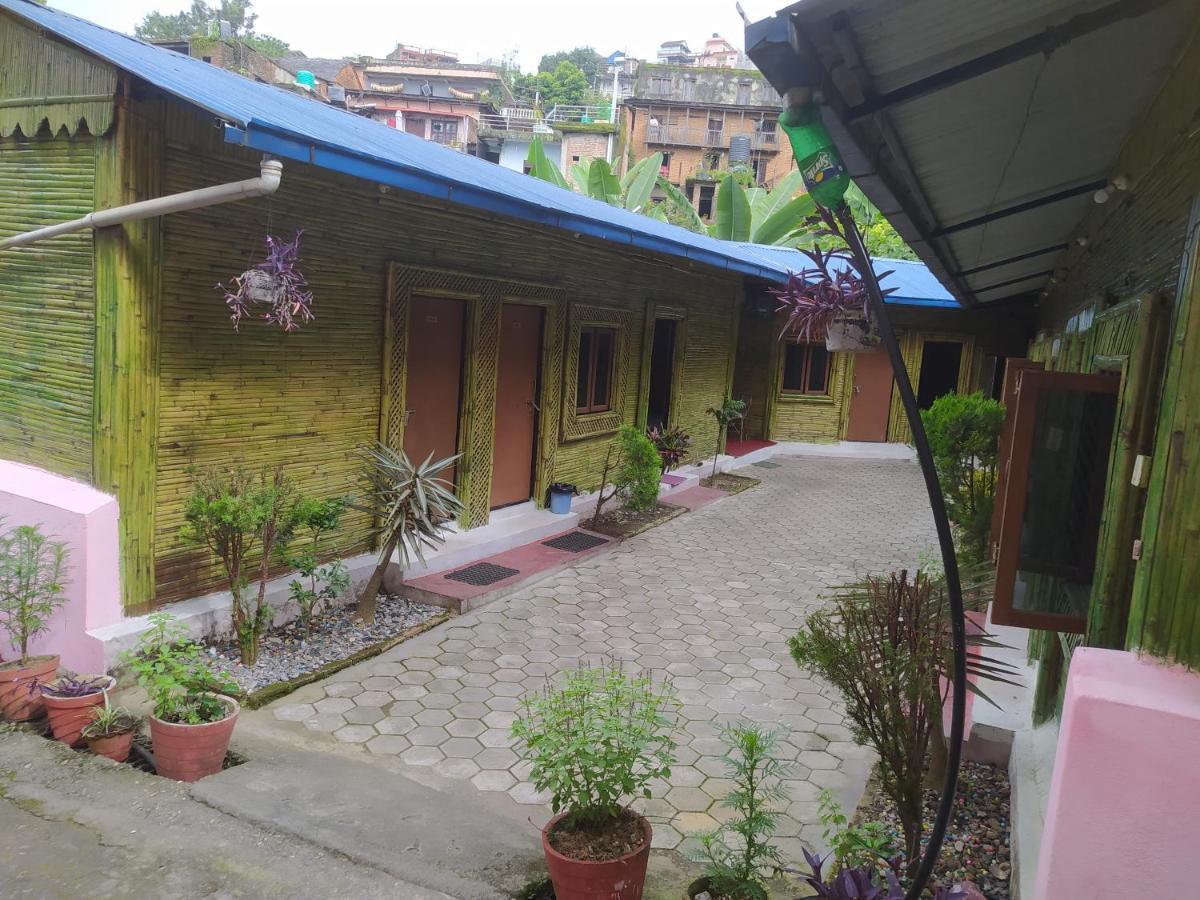 Hotel New Bamboo Palace Gorkhā 外观 照片